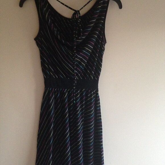 Old Navy XS tie back black dress - Picture 2 of 5
